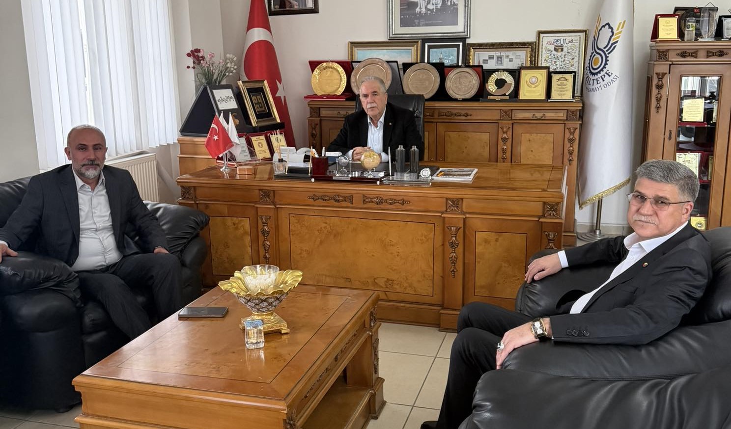 MARD�N ARTUKLU �N�VERS�TES�NDEN ODAMIZA Z�YARET